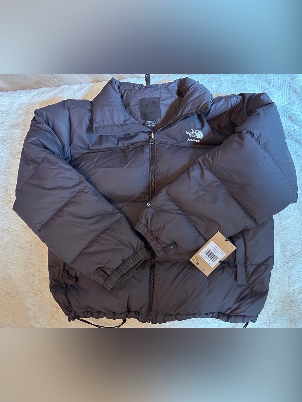 The North Face x SKIMS 700 Down Puffer Coat in Phoenix color NWT